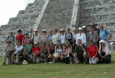 2002-holdet i Chichén Itzá (© Niels J. Willumsen).